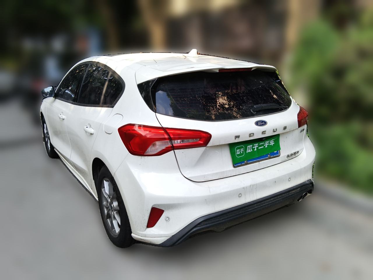 Ford Focus - фото 2