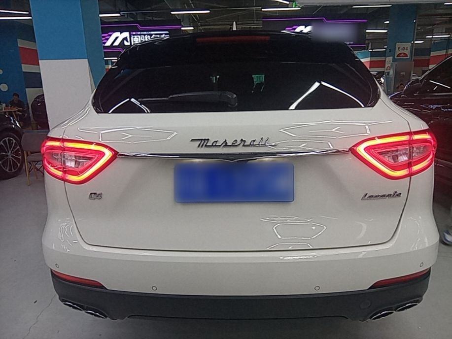 Maserati Levante - фото 4