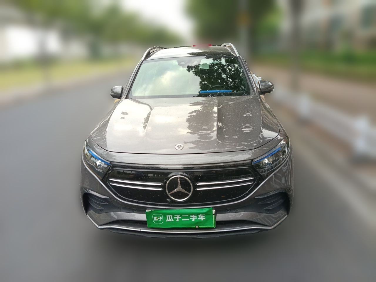Mercedes-Benz EQB - фото 1