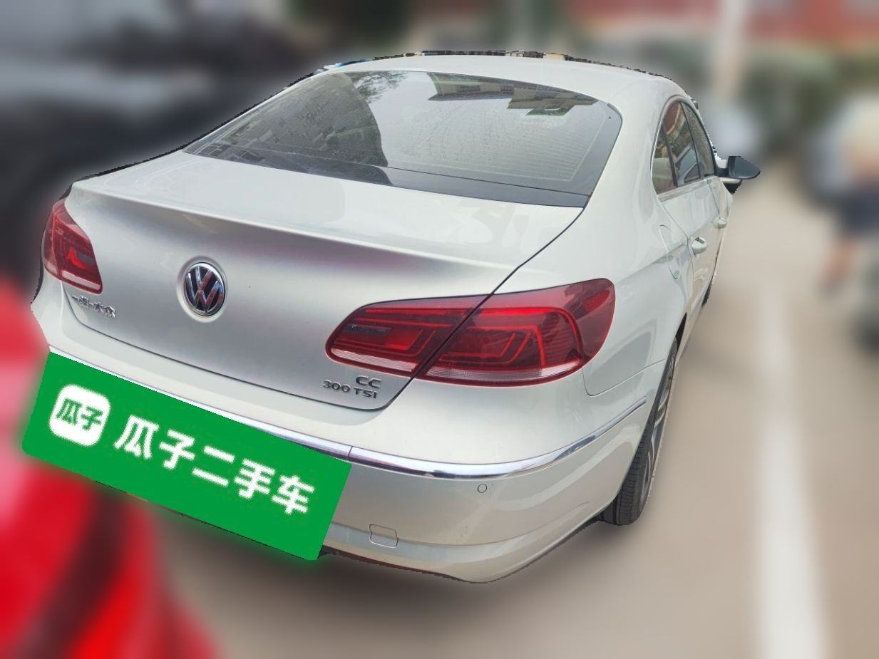 Volkswagen CC - фото 4