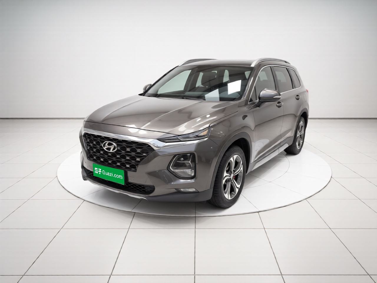 Hyundai Santa Fe - фото 0