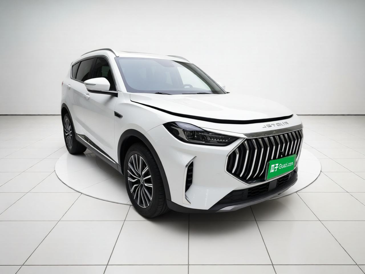Jetour X70 PLUS - фото 2