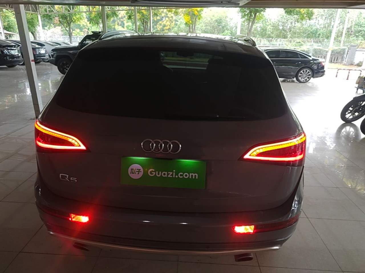 Audi Q5 - фото 2