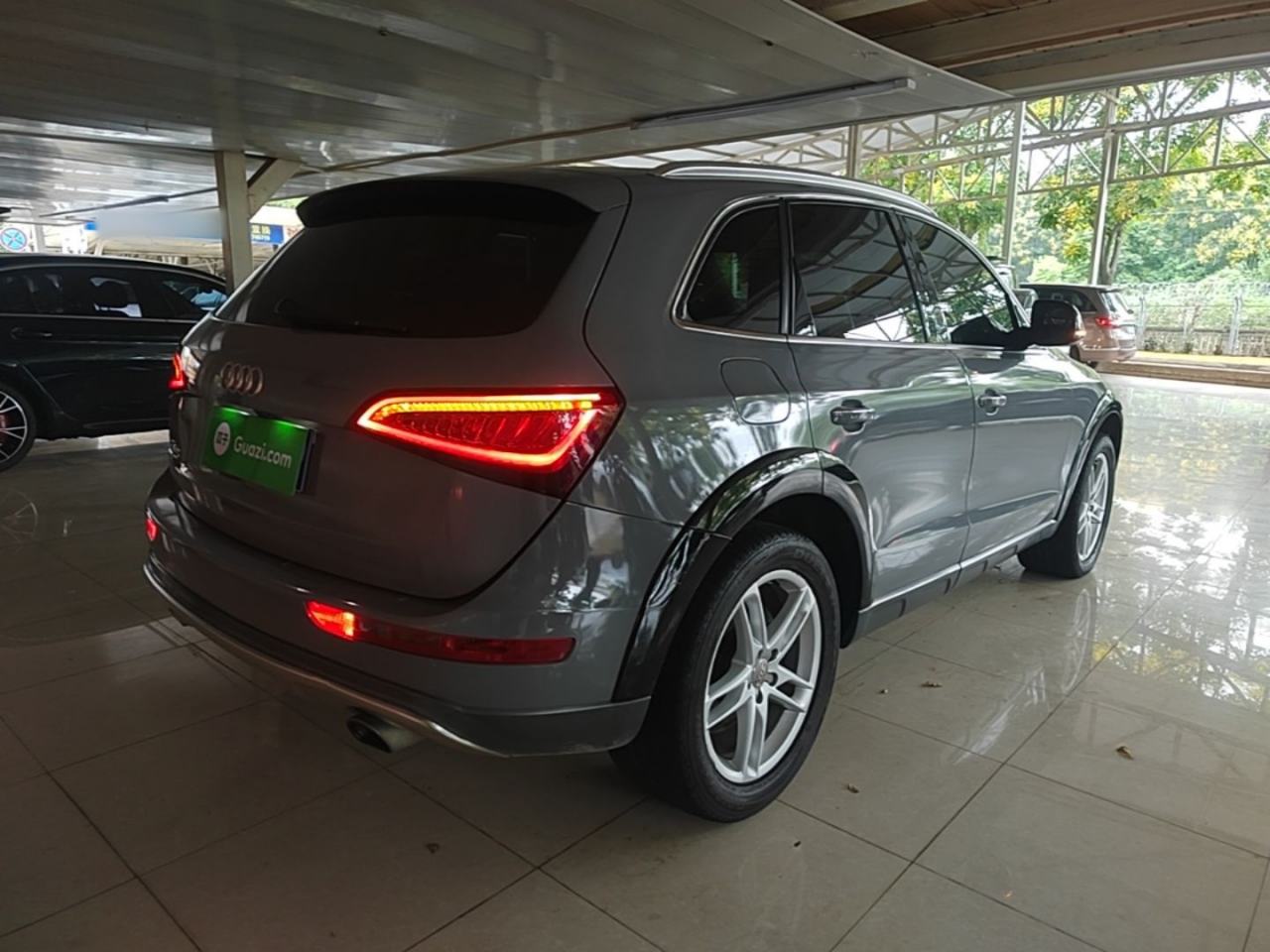 Audi Q5 - фото 3