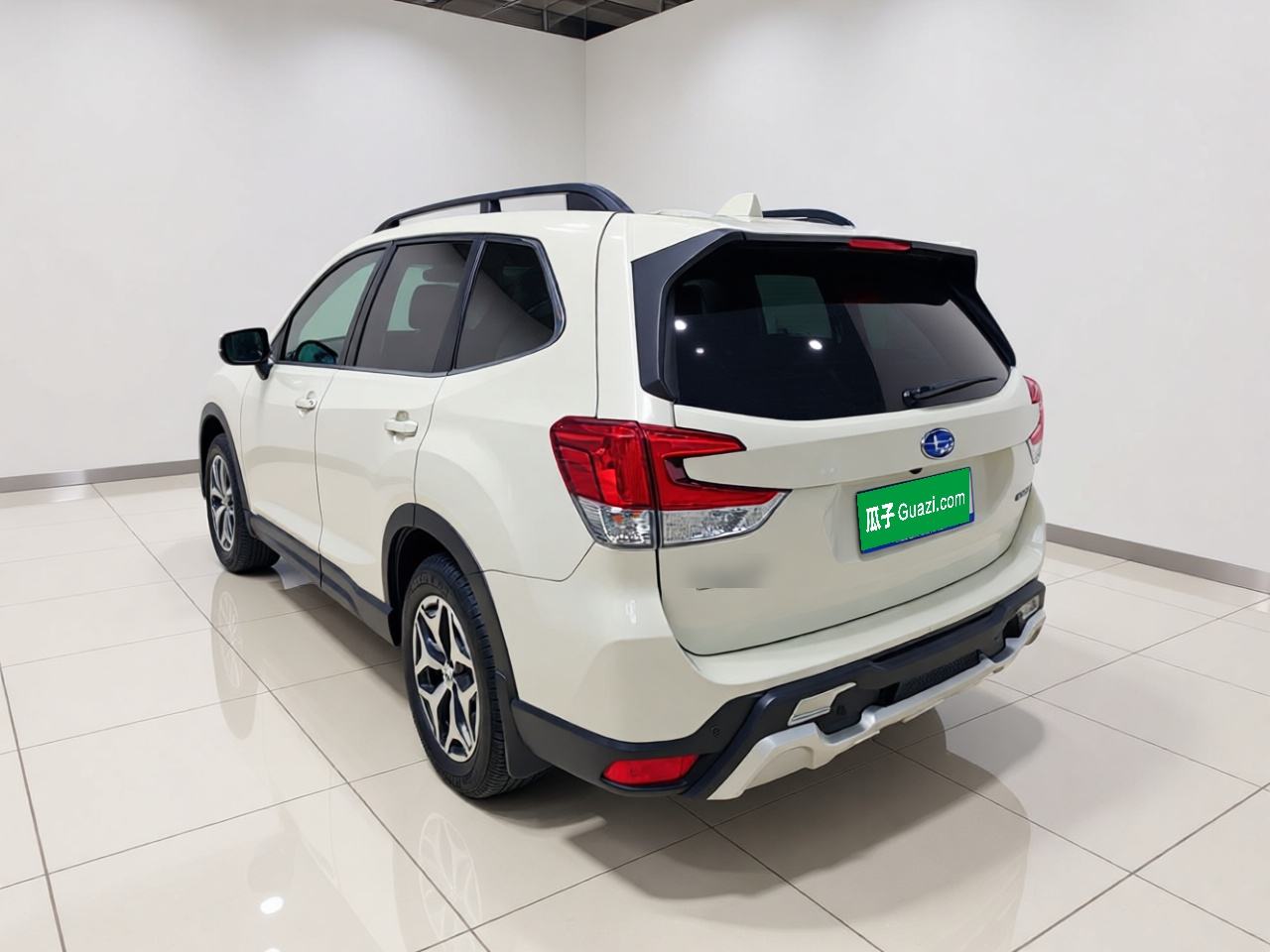 Subaru Forester - фото 3