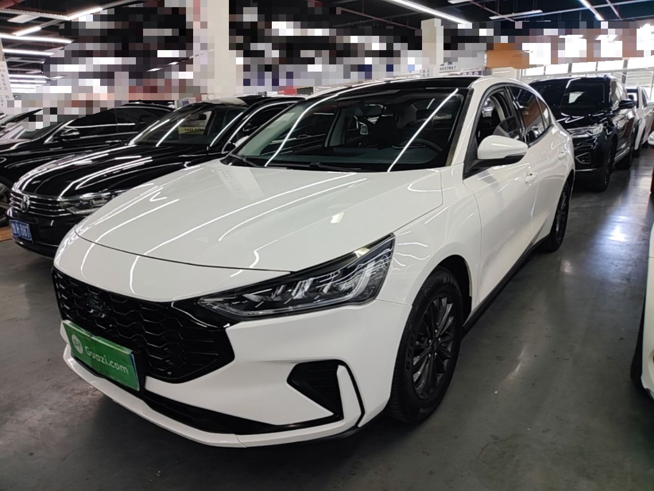 Ford Focus - фото 0
