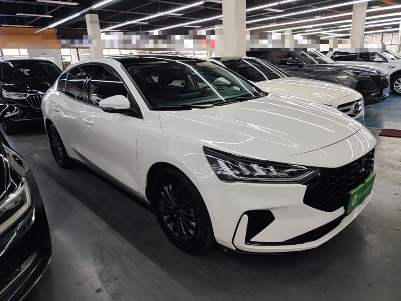 Ford Focus - фото 2