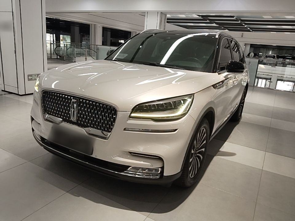 Lincoln Aviator - фото 0