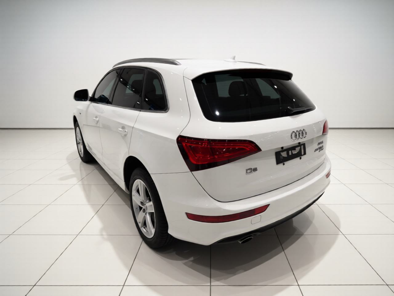 Audi Q5 - фото 3