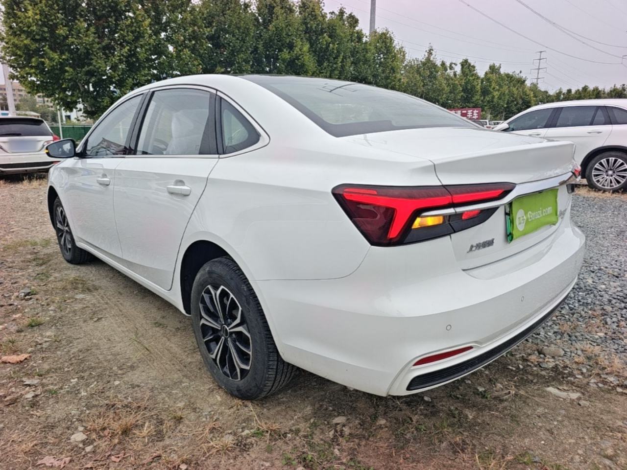 Roewe i6 MAX - фото 3