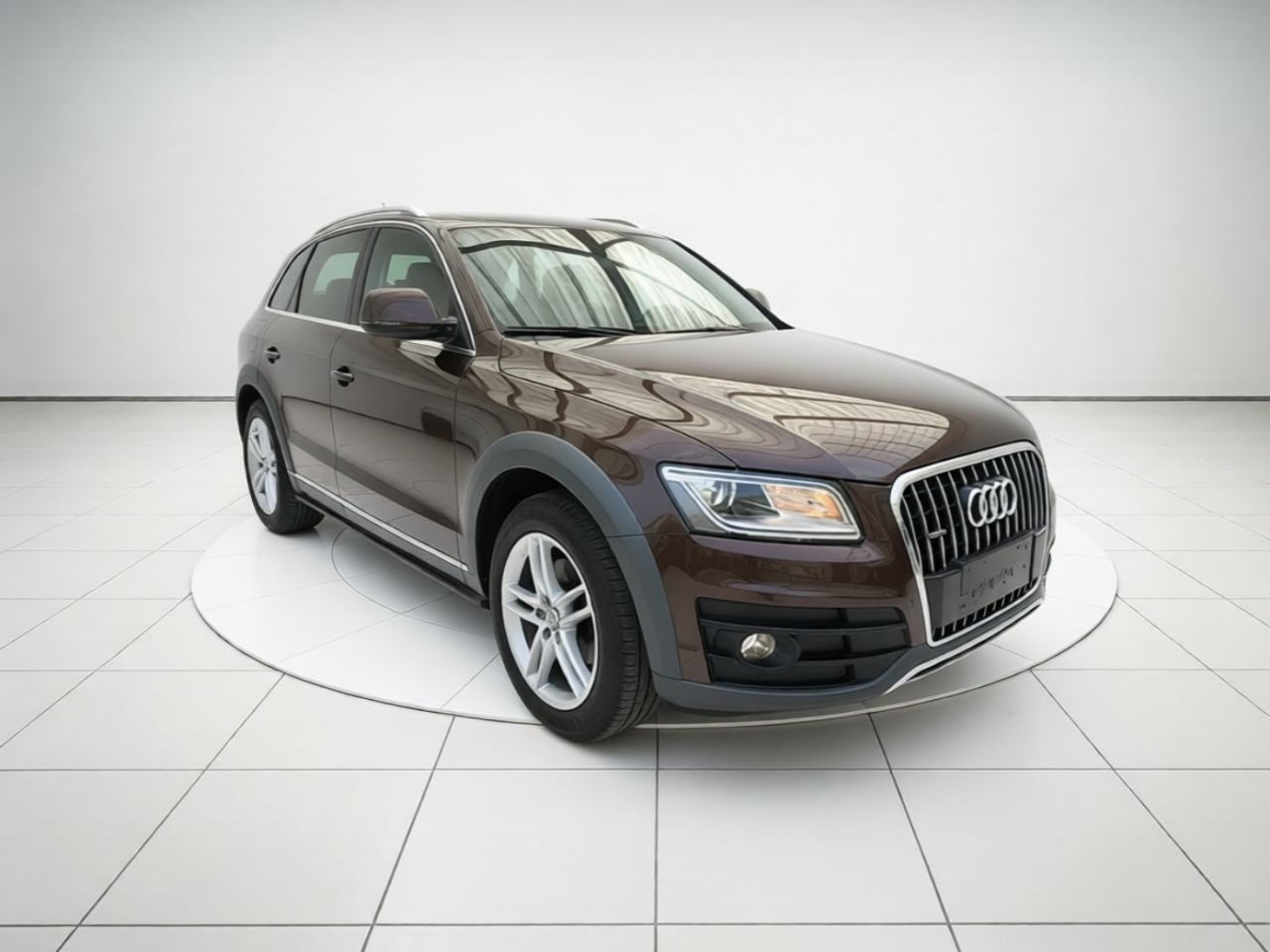 Audi Q5 - фото 2