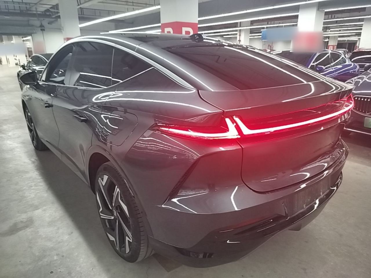 Rising Auto R7 - фото 3