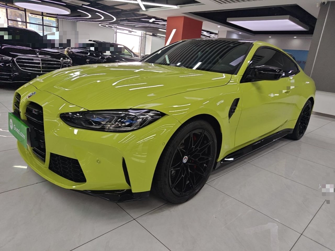 BMW M4 - фото 0