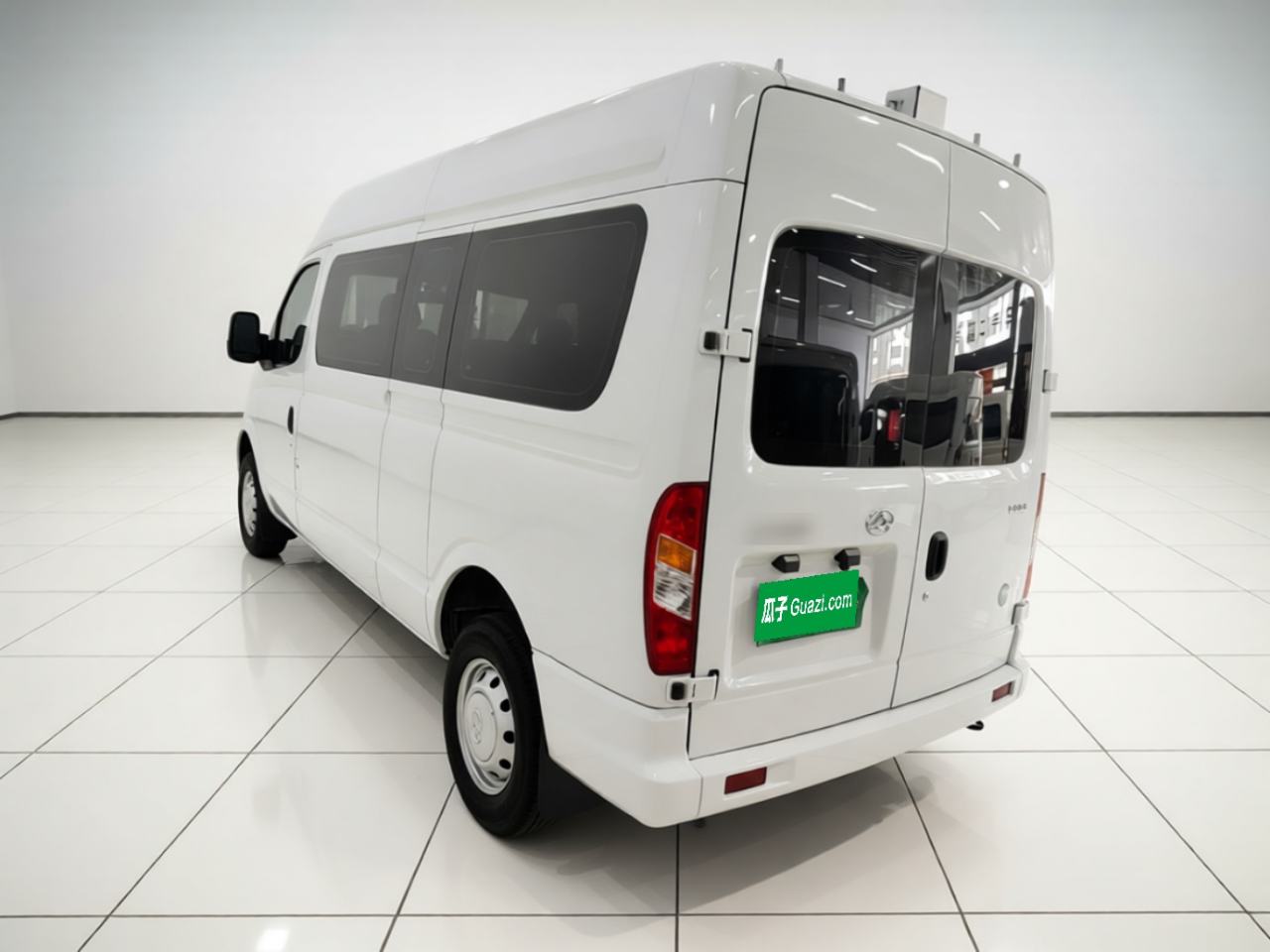 Maxus V80 - фото 3