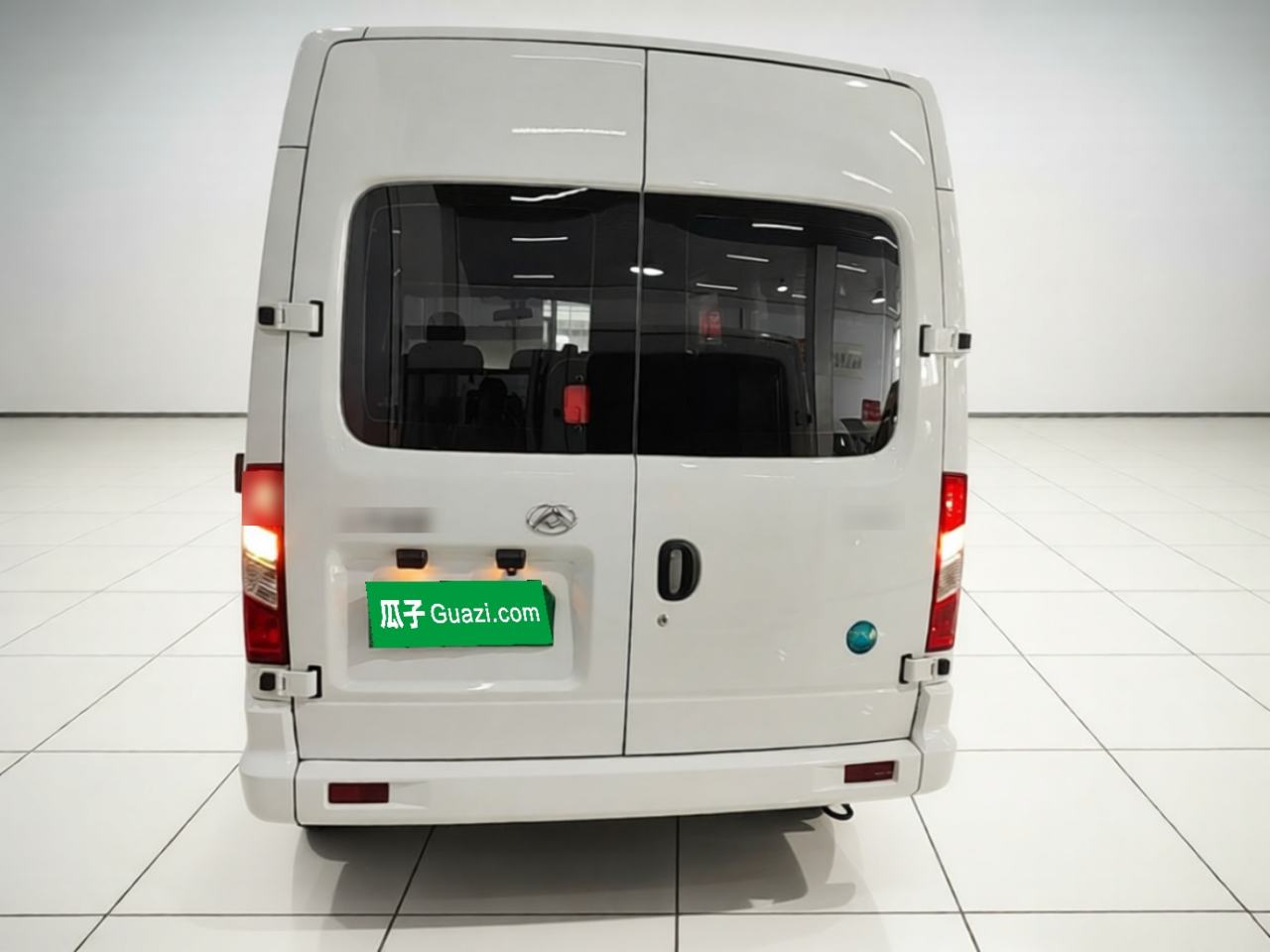 Maxus V80 - фото 4