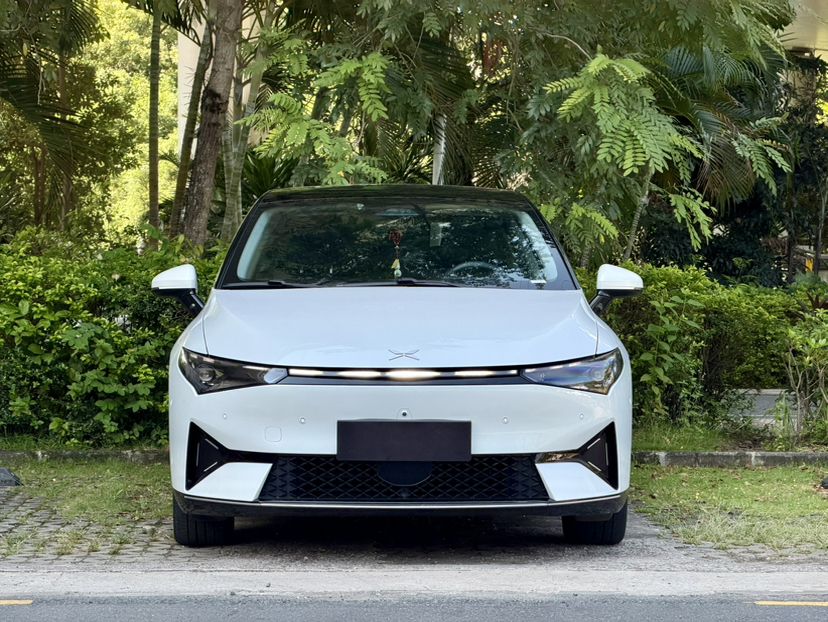 XPeng P5 - фото 3