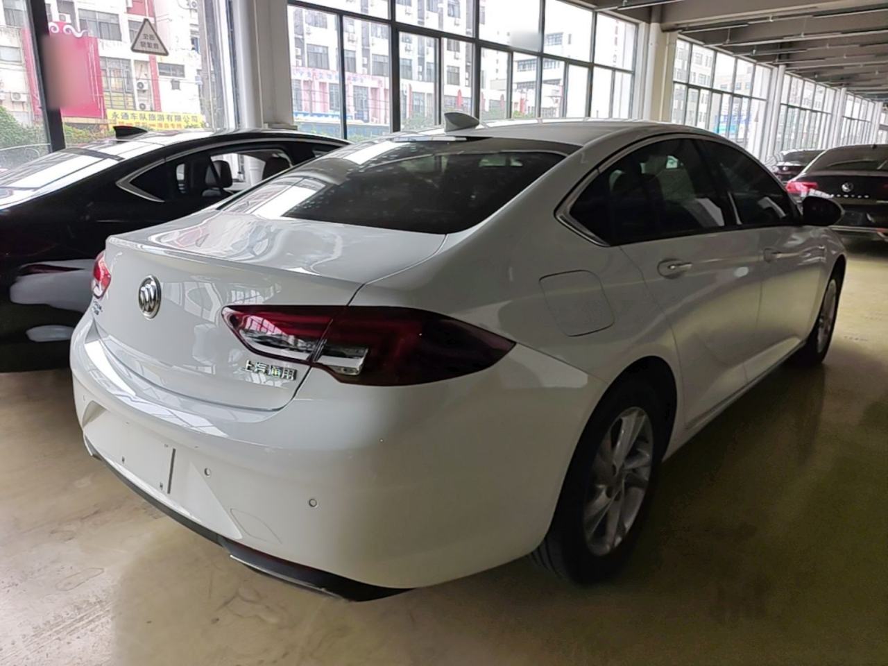 Buick Regal - фото 3