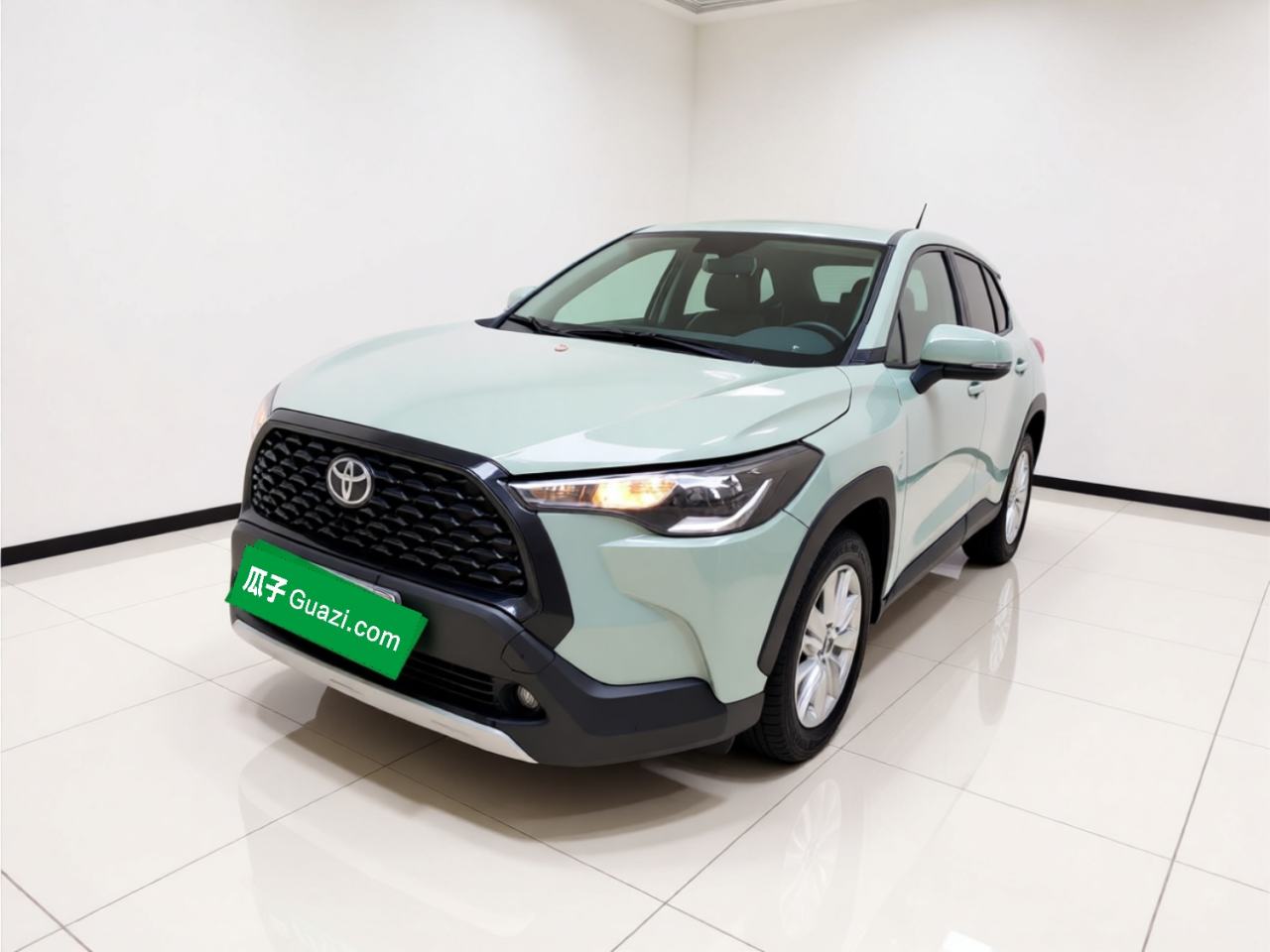 Toyota Corolla Cross - фото 0