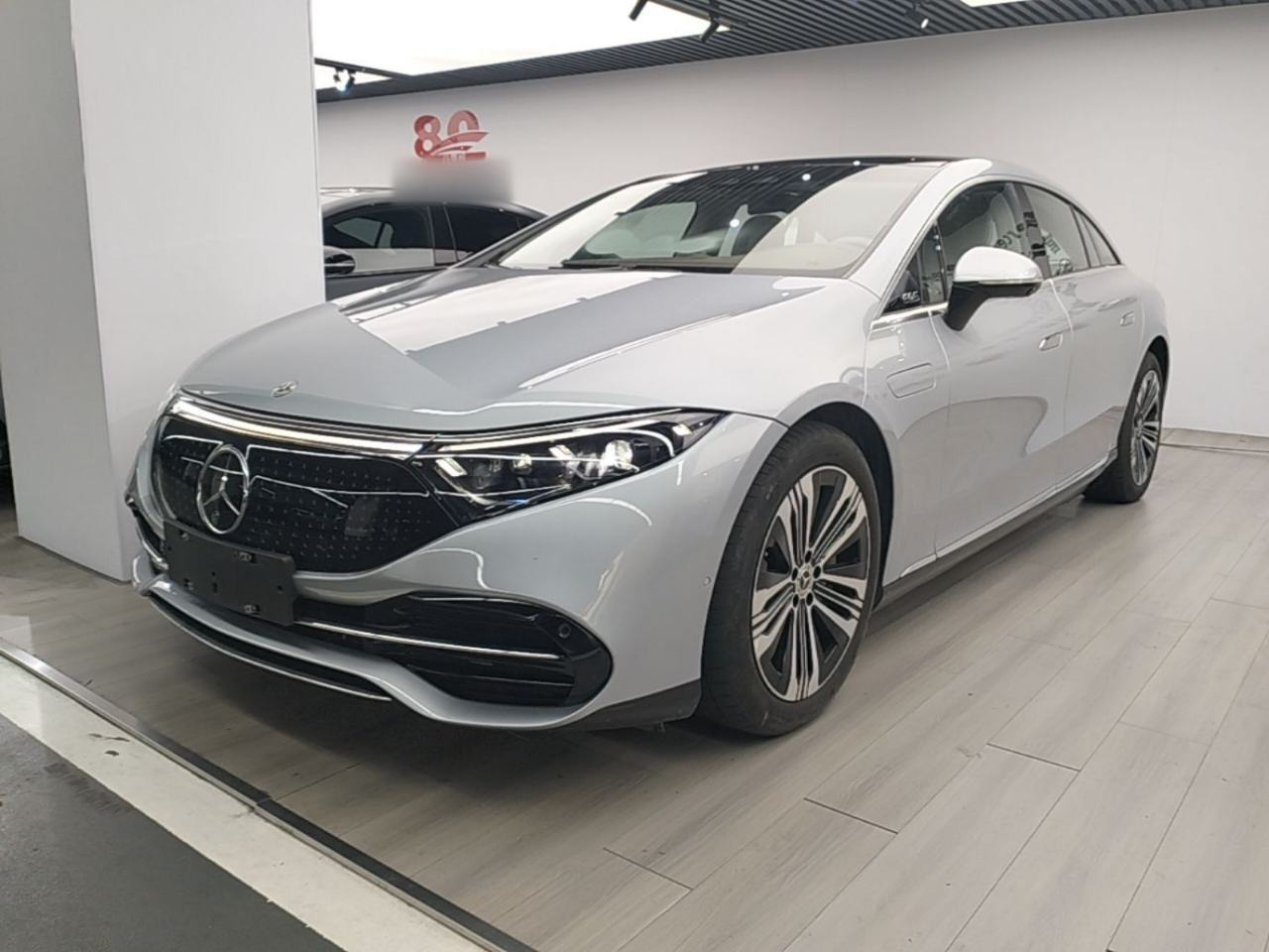 Mercedes-Benz EQS - фото 0