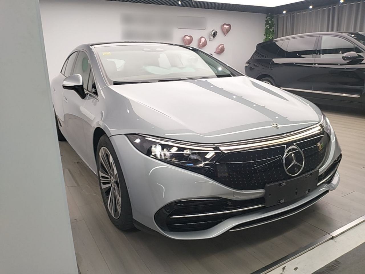Mercedes-Benz EQS - фото 2