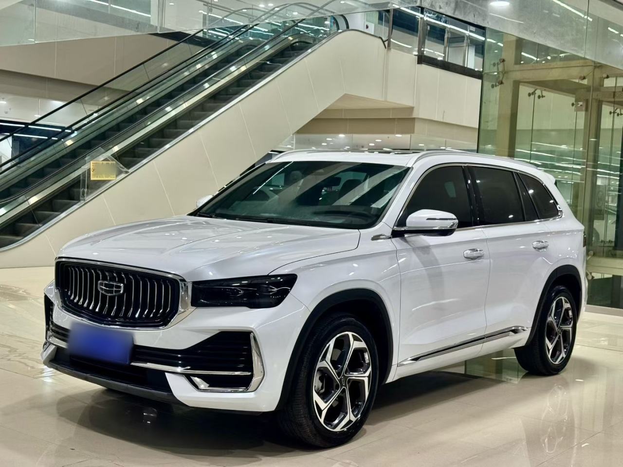 Geely Xingyue L - фото 1