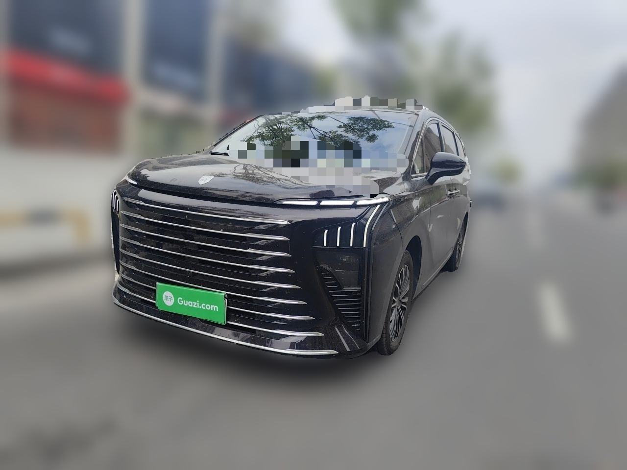 Dongfeng Forthing V9 - фото 0