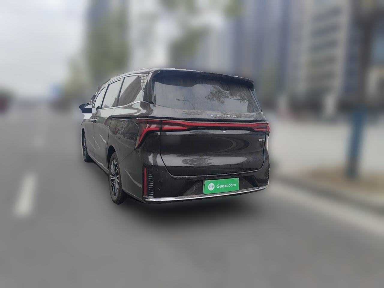 Dongfeng Forthing V9 - фото 3