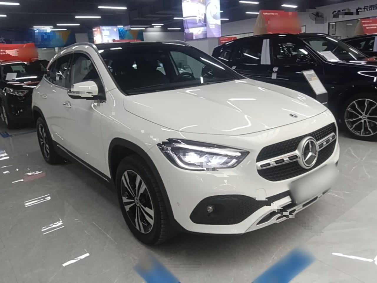 Mercedes-Benz GLA - фото 2