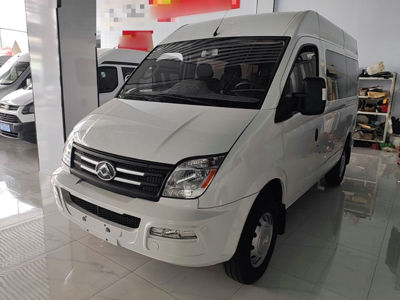 Maxus V80 - фото 0