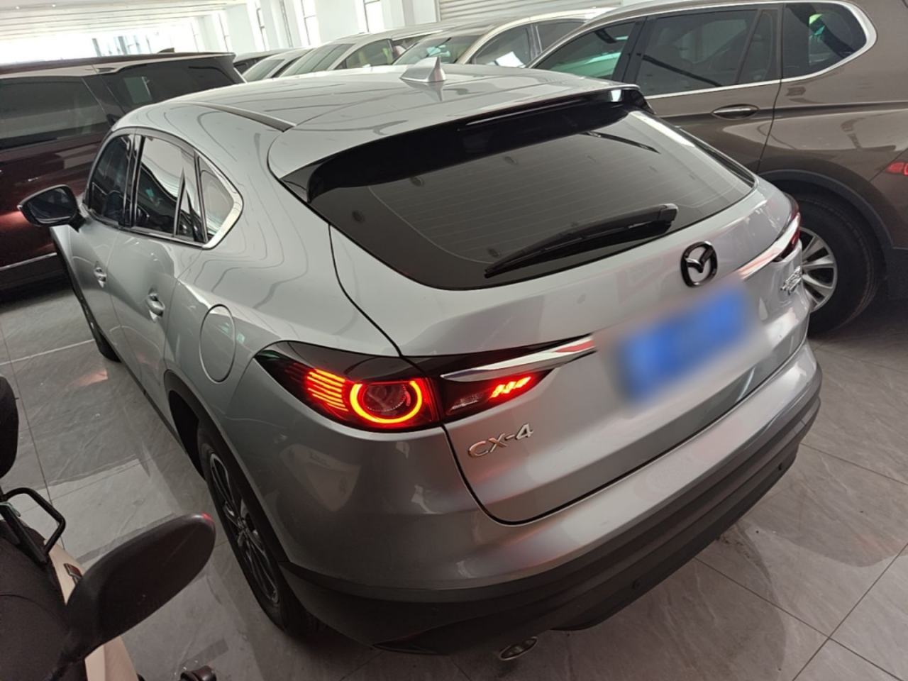 Mazda CX-4 - фото 3