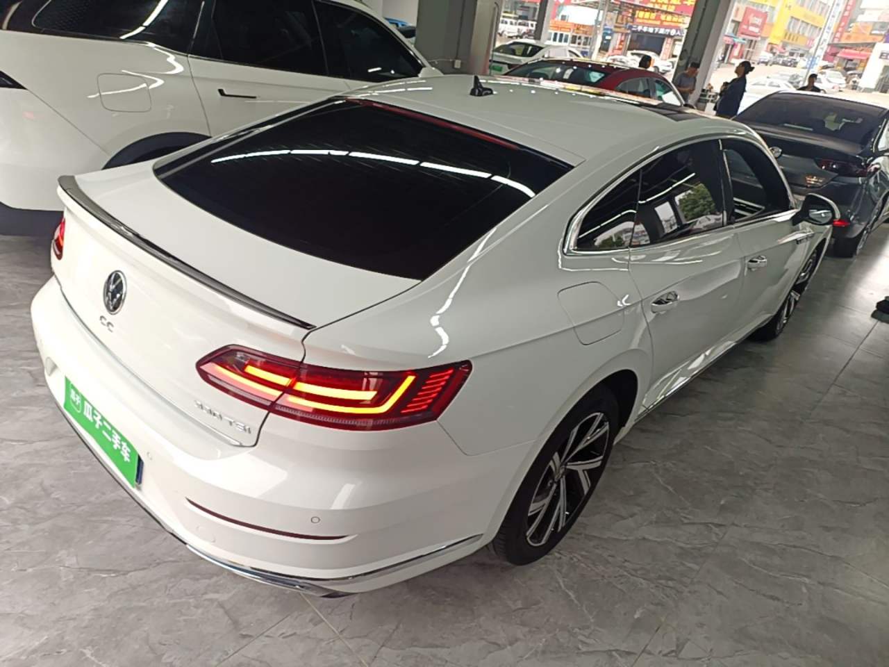 Volkswagen CC - фото 3