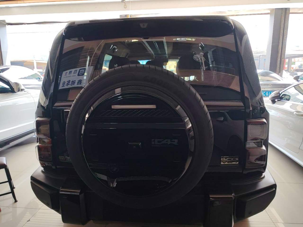 iCAR V27 - фото 4