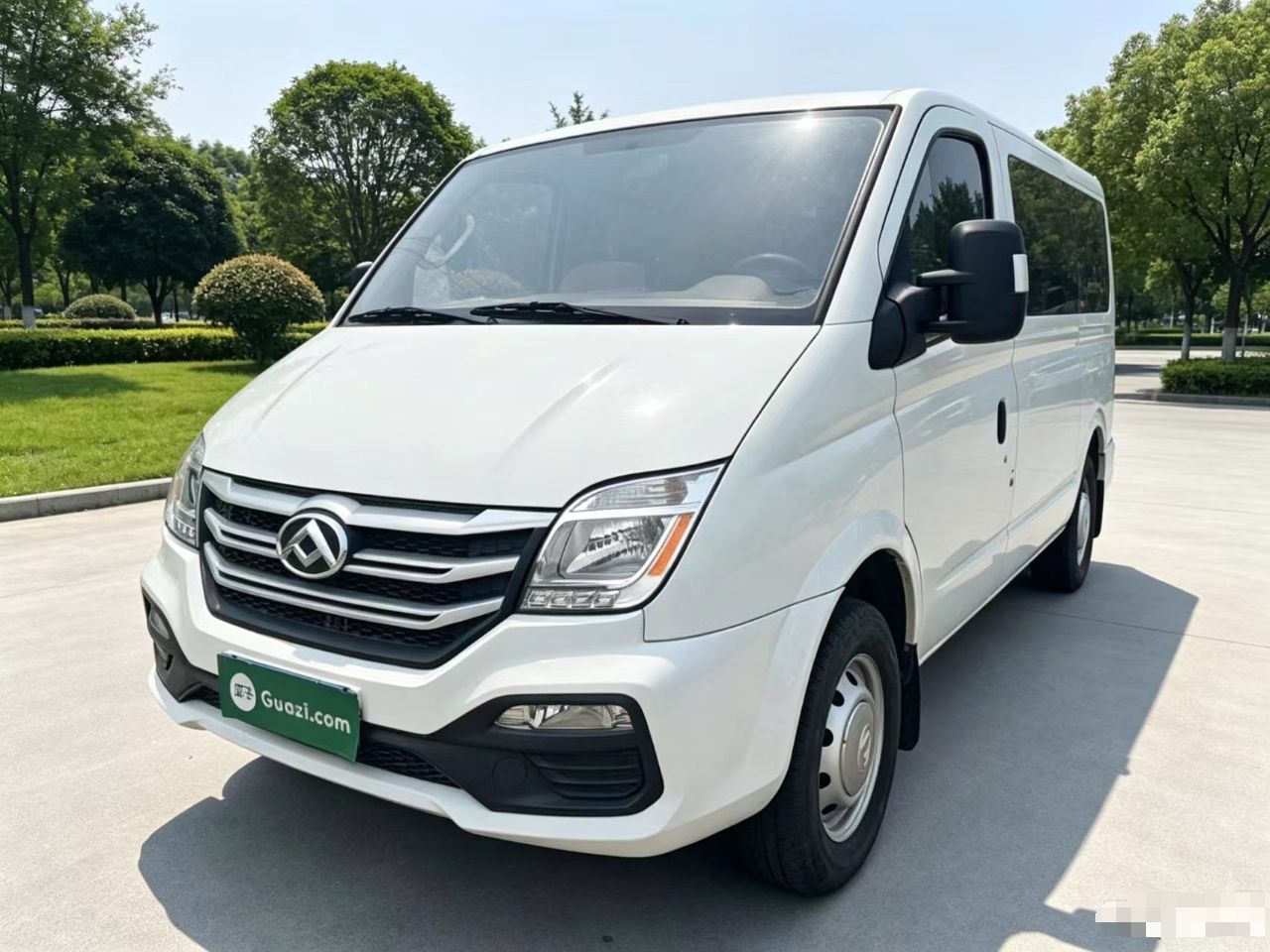 Maxus V80 - фото 0