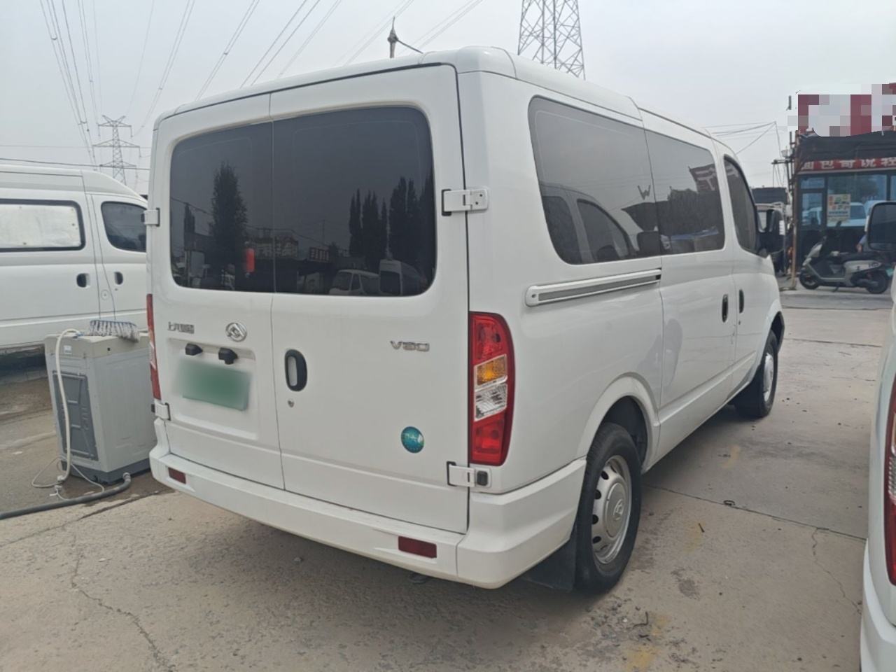 Maxus V80 - фото 3