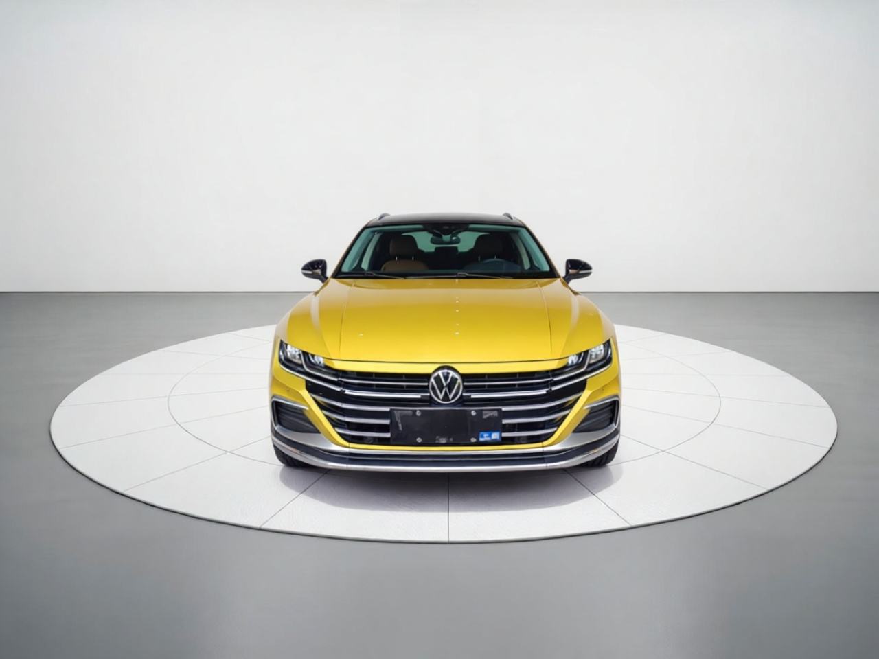 Volkswagen CC - фото 1