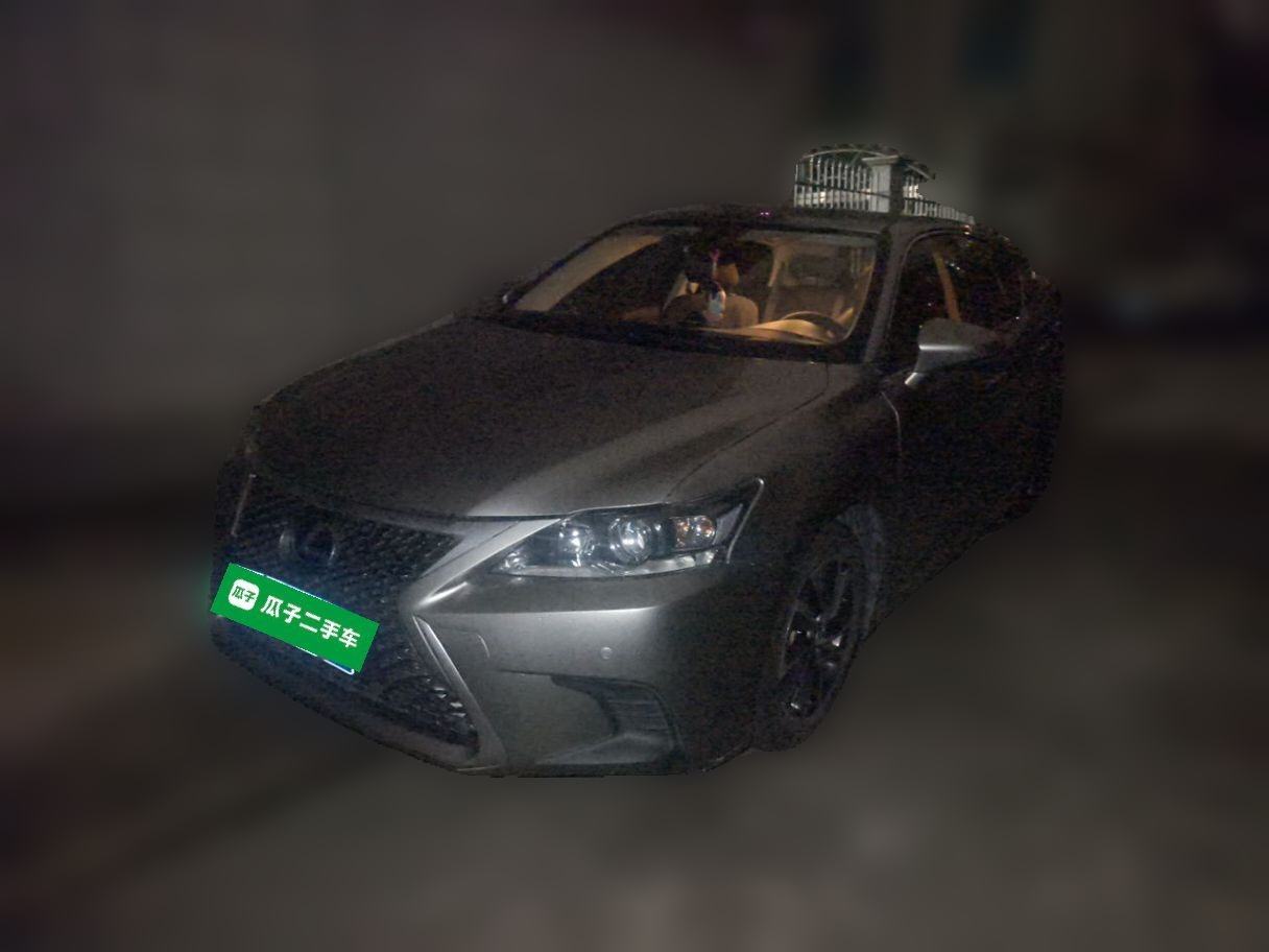 Lexus CT - фото 0