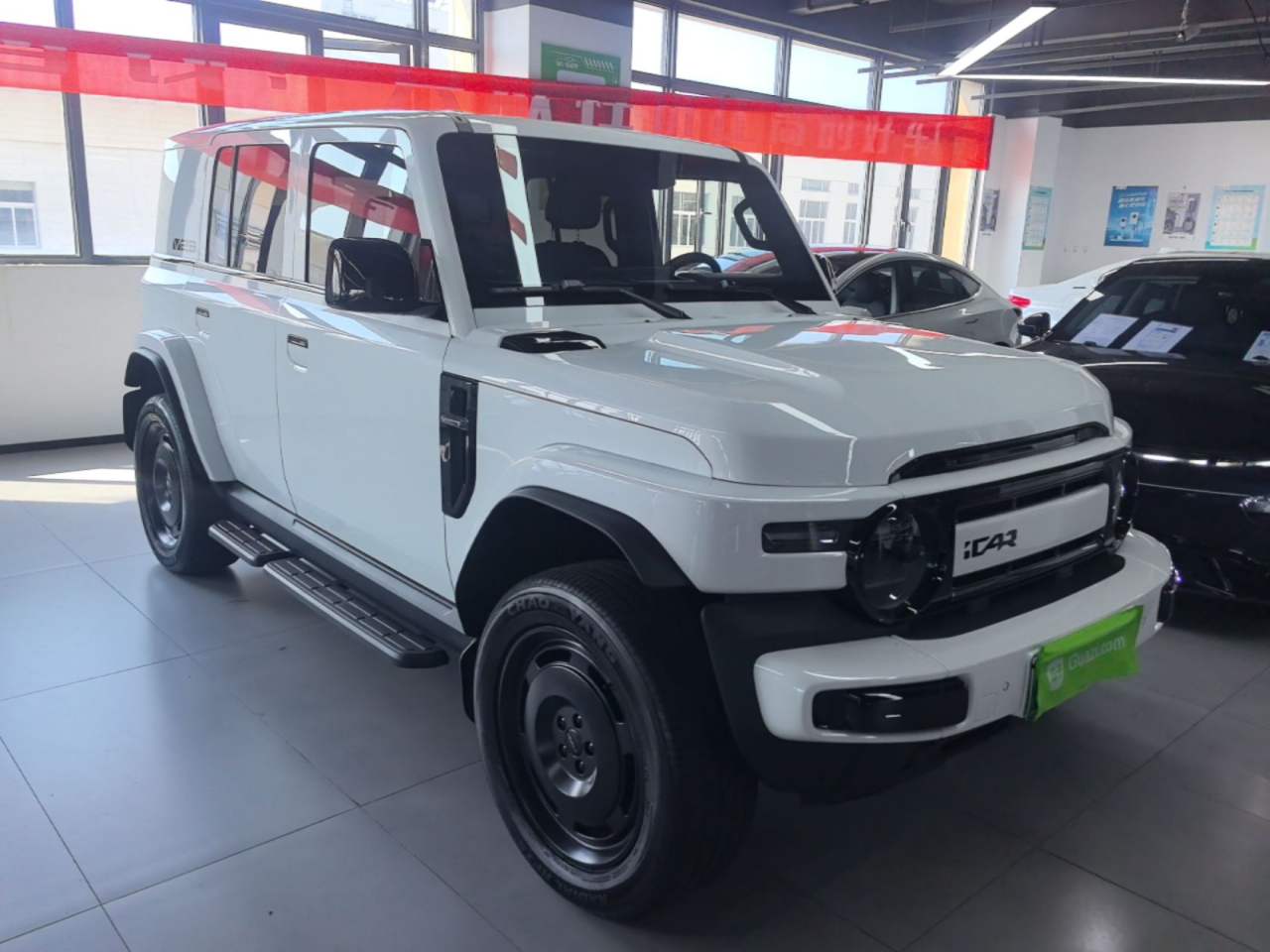iCAR V23 - фото 2