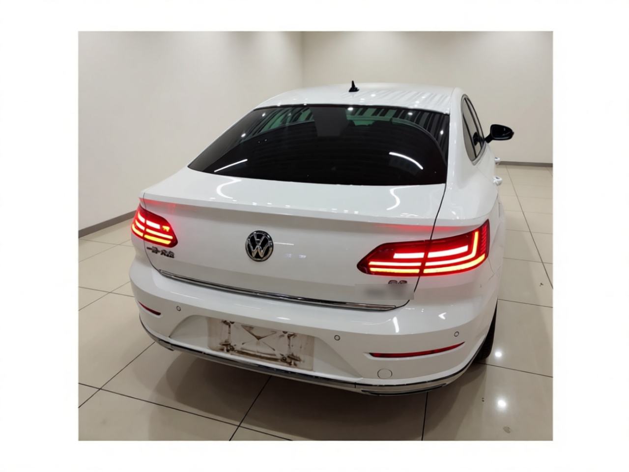 Volkswagen CC - фото 4