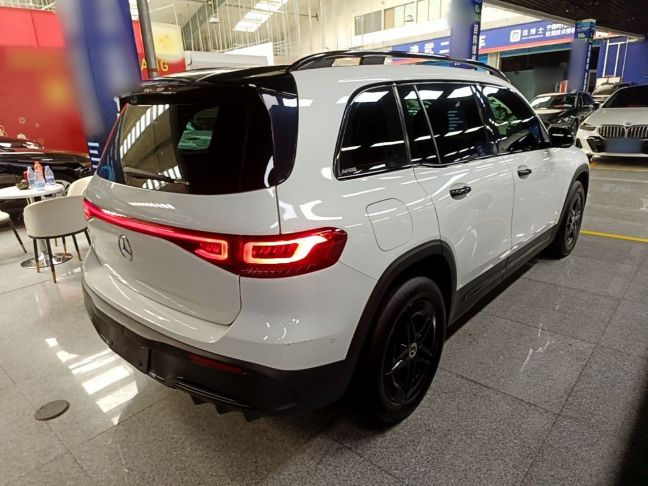 Mercedes-Benz EQB - фото 3