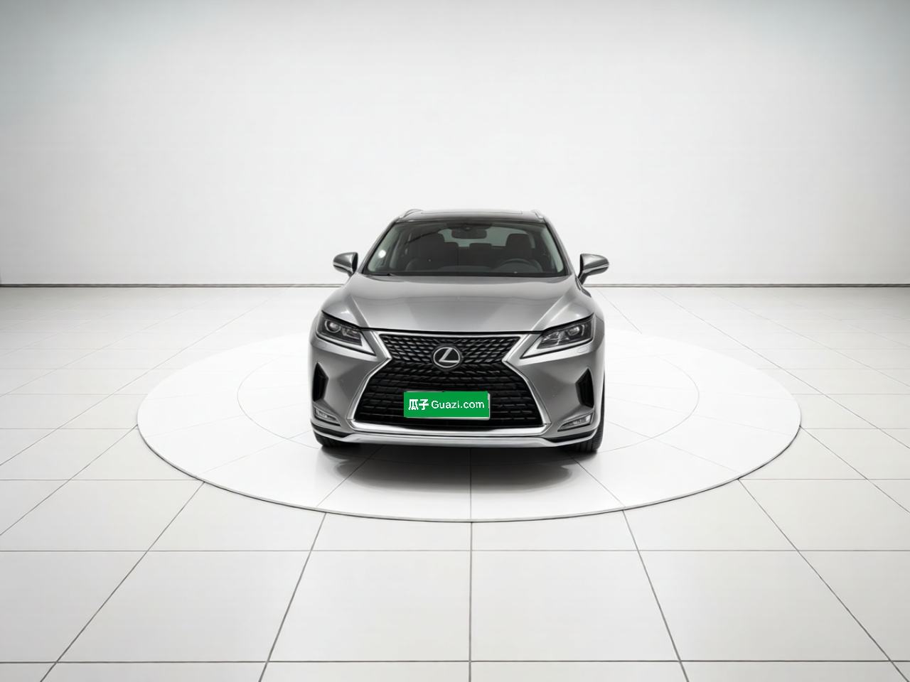 Lexus RX - фото 2