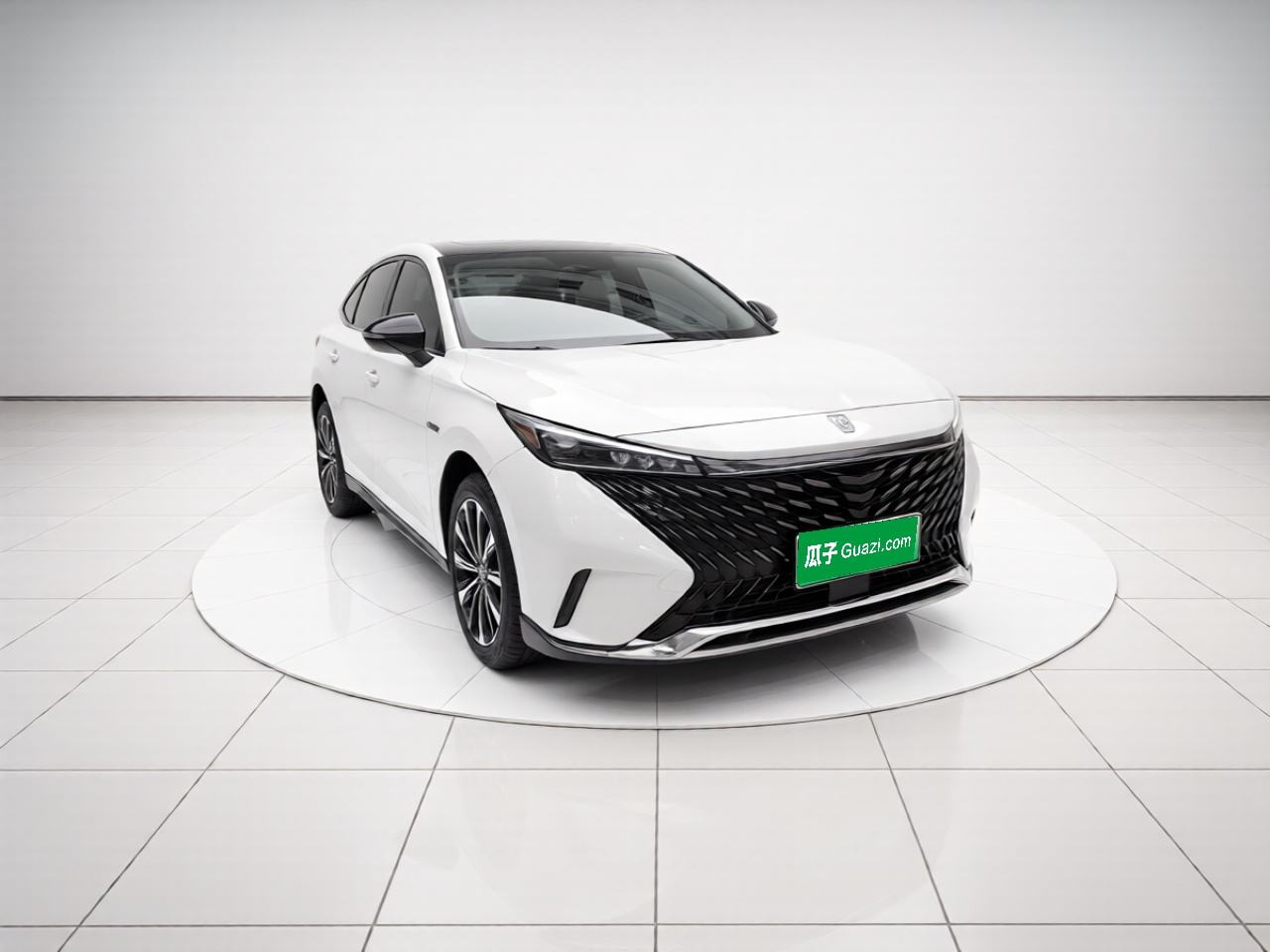 Roewe RX5 - фото 2
