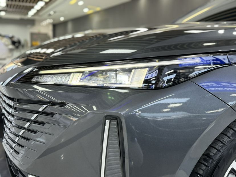 Changan Eado - фото 2