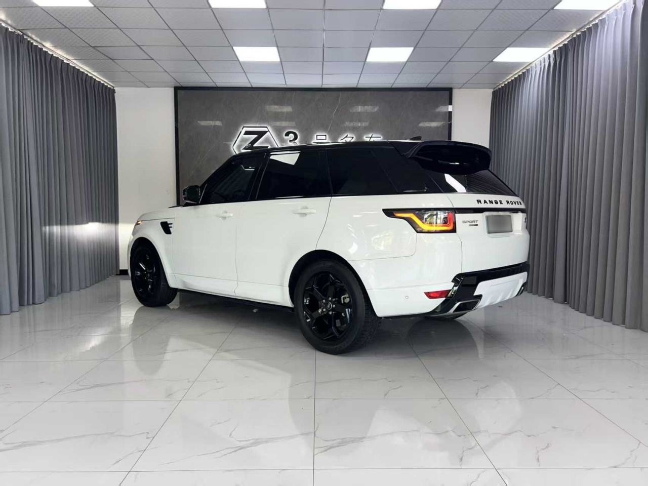Land Rover Range Rover Sport (Import) - фото 3