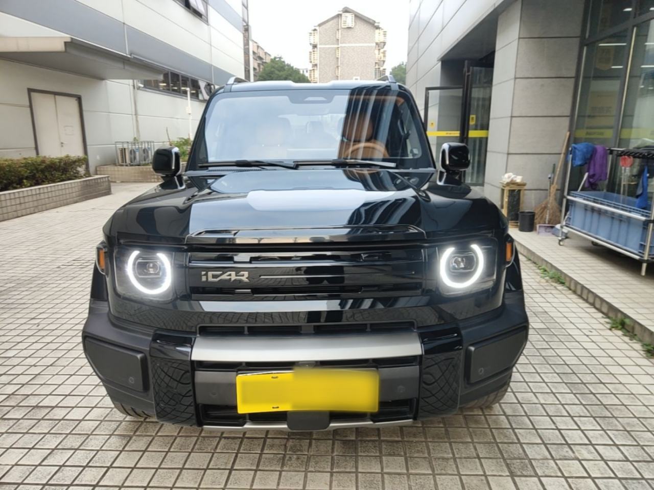 iCAR V27 - фото 1