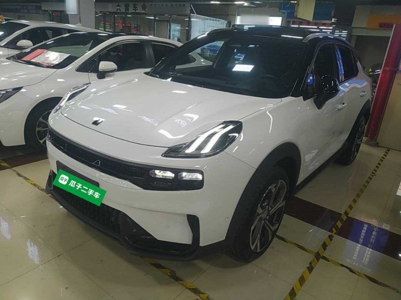 Lynk & Co 06 - фото 0