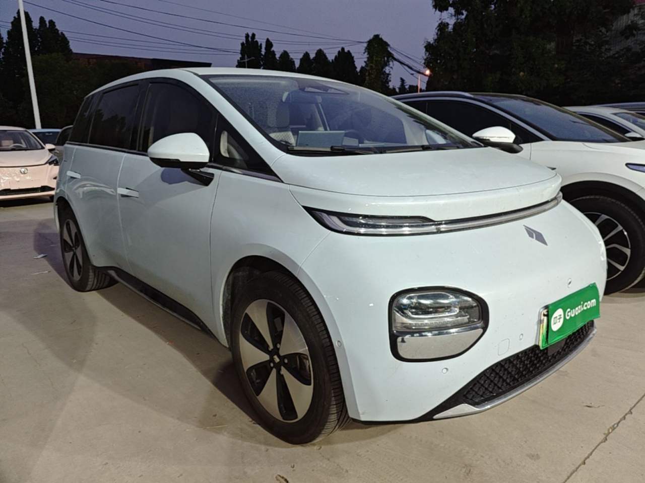 Baojun Yunduo - фото 2