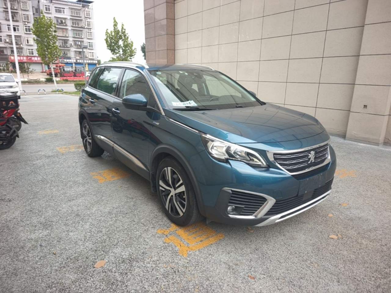 Peugeot 5008 - фото 2