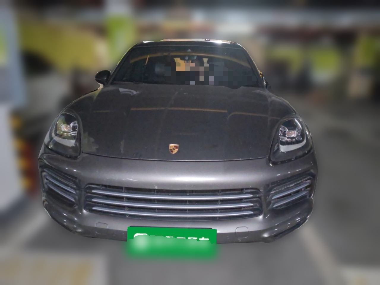 Porsche Cayenne - фото 1