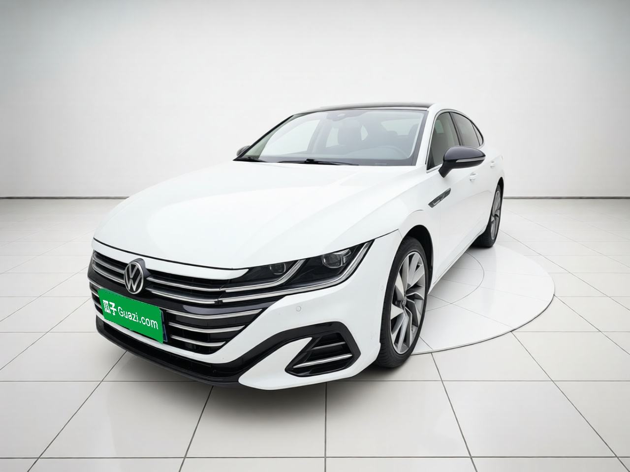 Volkswagen CC - фото 0