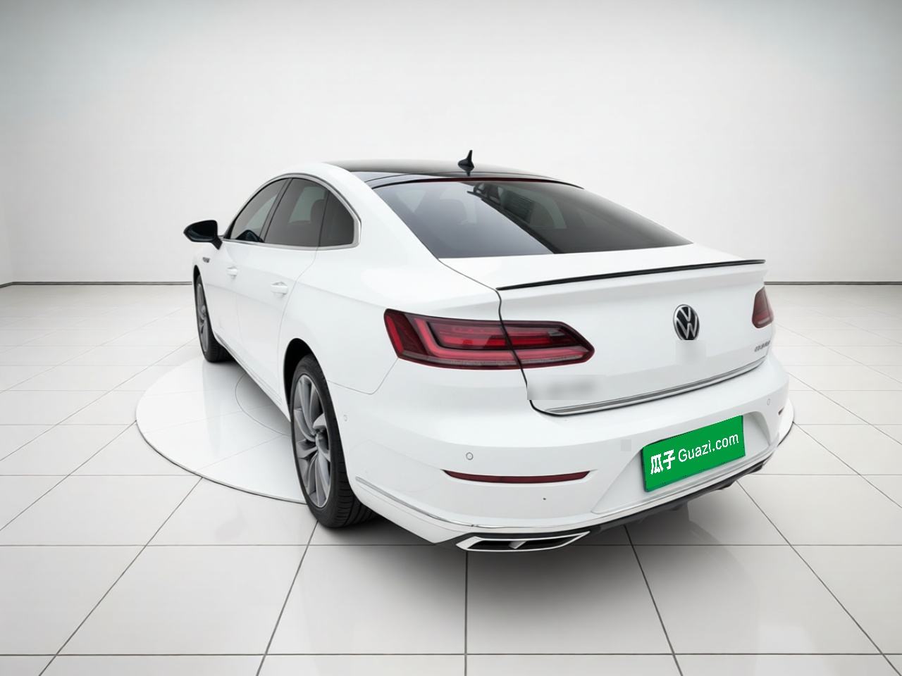 Volkswagen CC - фото 3